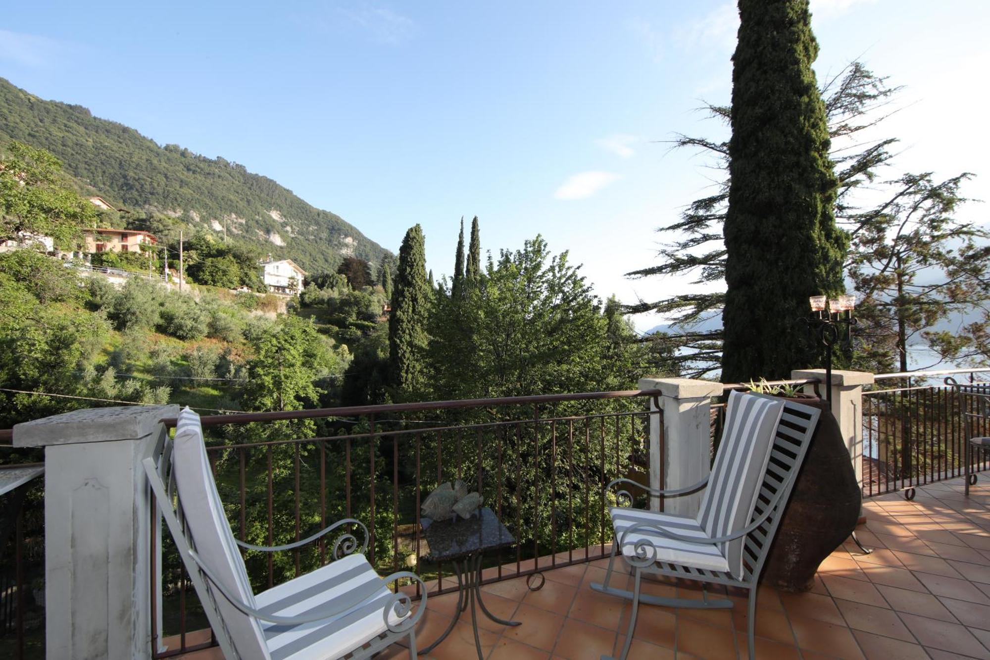 Wonderful Lake Front Appartment Near Bellagio Limonta Екстериор снимка